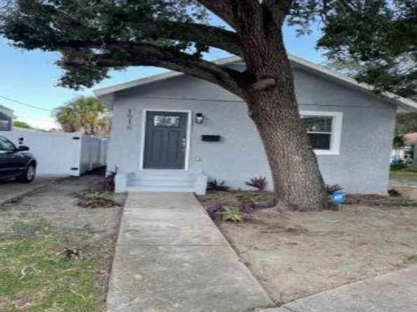 1916 Seminole Blvd S, Saint Petersburg, FL 33705