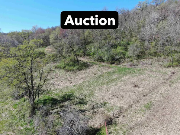 L2 County Rd N, Hillpoint, WI 53937