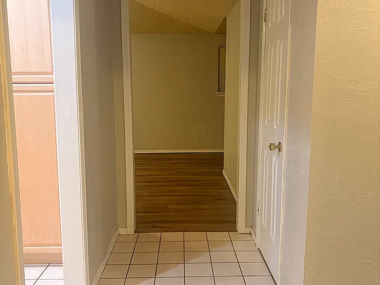 2904 Quail Holw — Photo 4