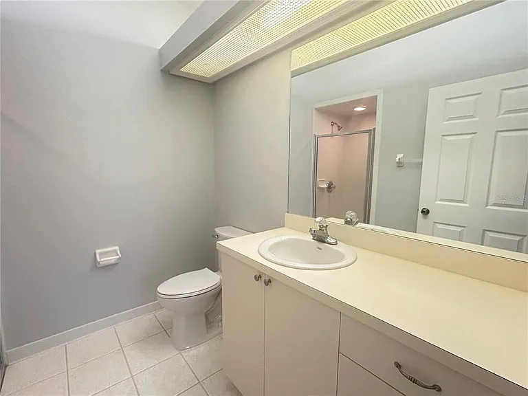 1202 Eagle Pond Dr #1202 — Photo 9