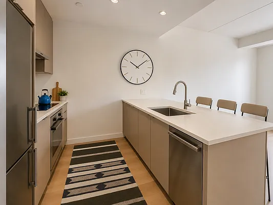 Kitchen, photo 1