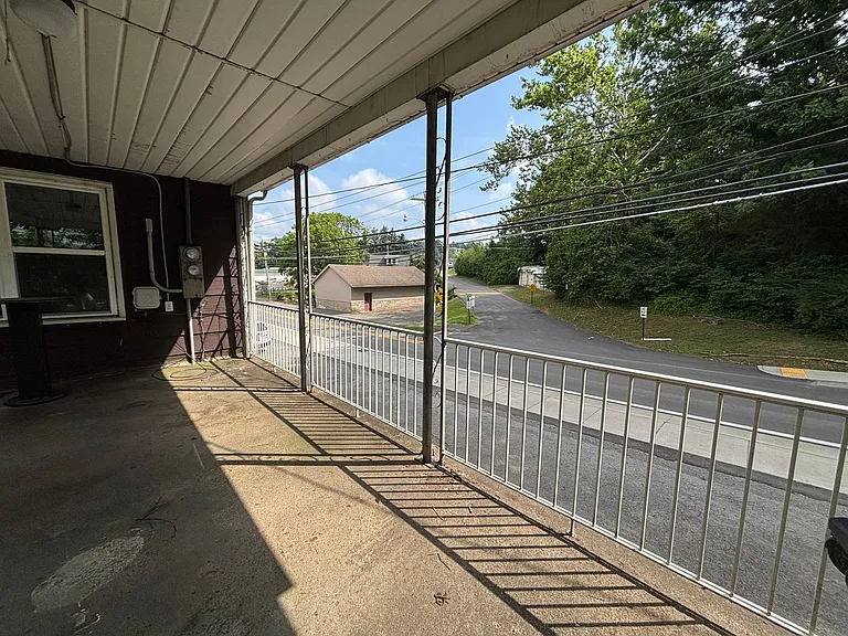 4 Ohio Ave — Photo 10
