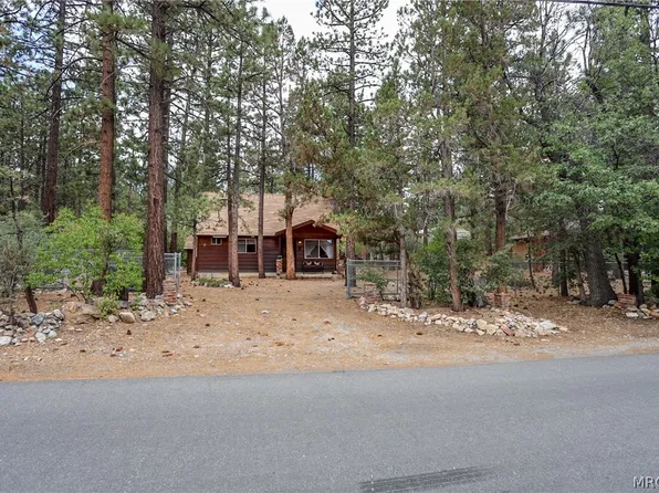 630 Pine Ln, Sugarloaf, CA 92386