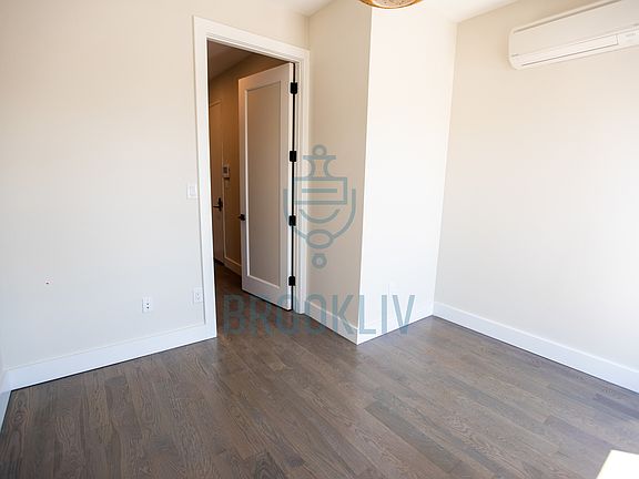 4th image of 1283 Nostrand Ave #L4