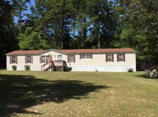 193 Battlefield Dr, Eutawville, SC 29048