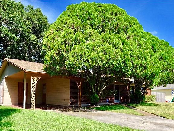 2nd image of 7518 Blossom Ave