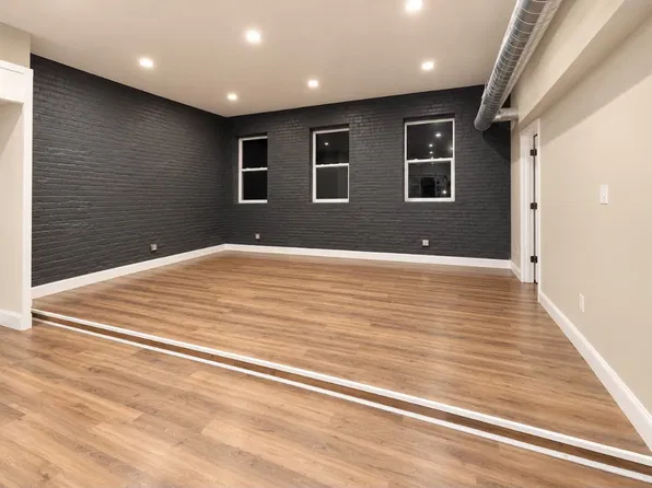 1615 Broad Mdws #A, Saint Louis, MO 63124