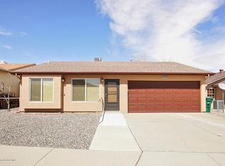 3930 Manchester St, Farmington, NM 87402
