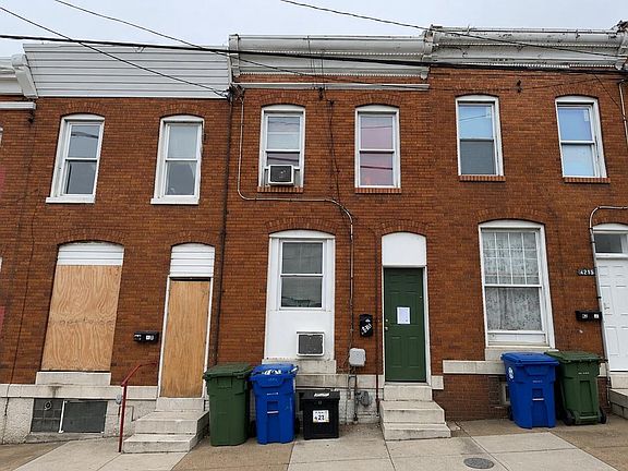 4th image of 4213 E Lombard St