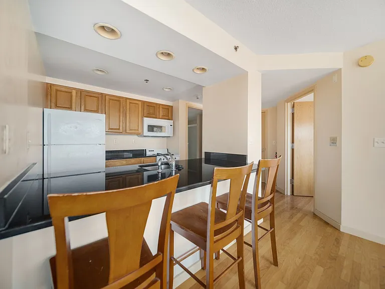 400 College Ave - The Heart of Collegetown — Photo 18