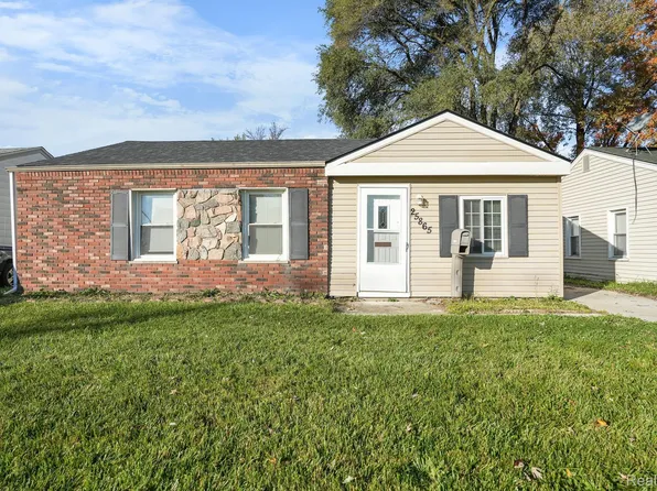 25865 Hayes Blvd, Warren, MI 48089