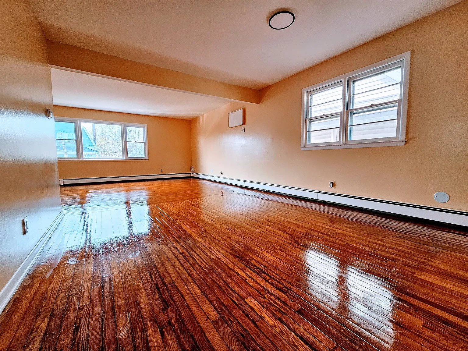 2 bed, $2,200 — Photo 4