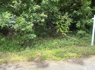 Colonial Cir, Colonial Beach, VA 22443