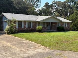 103 Ridgemont Ln, Petal, MS 39465