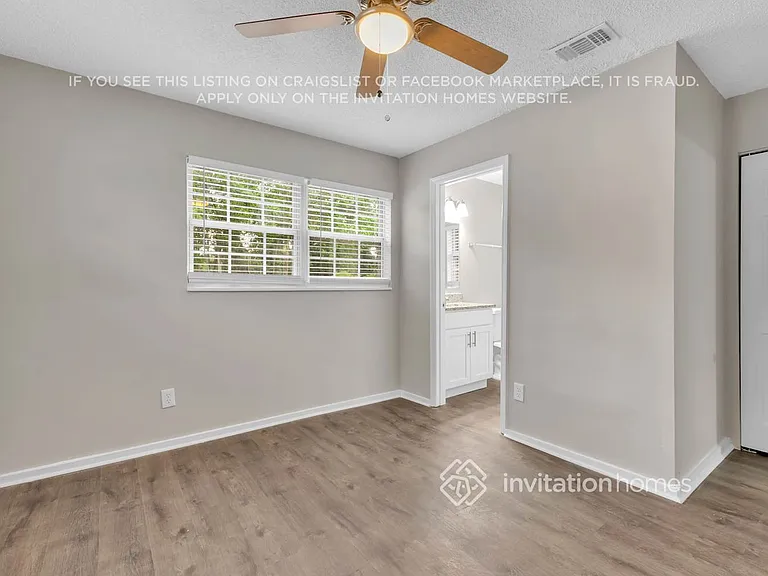 8061 Delaroche Dr — Photo 19