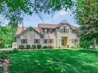 623 W Steels Corners Rd, Cuyahoga Falls, OH 44223