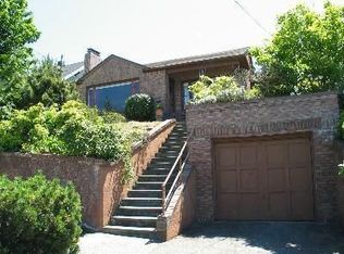 5327 SW Admiral Way, Seattle, WA 98116