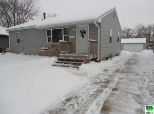 2721 Center St, Sioux City, IA 51103