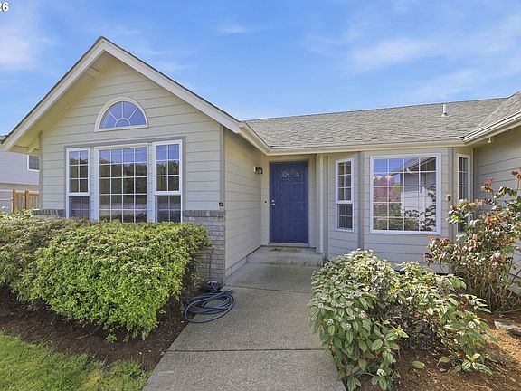 3rd image of 2277 Bonnie Ln
