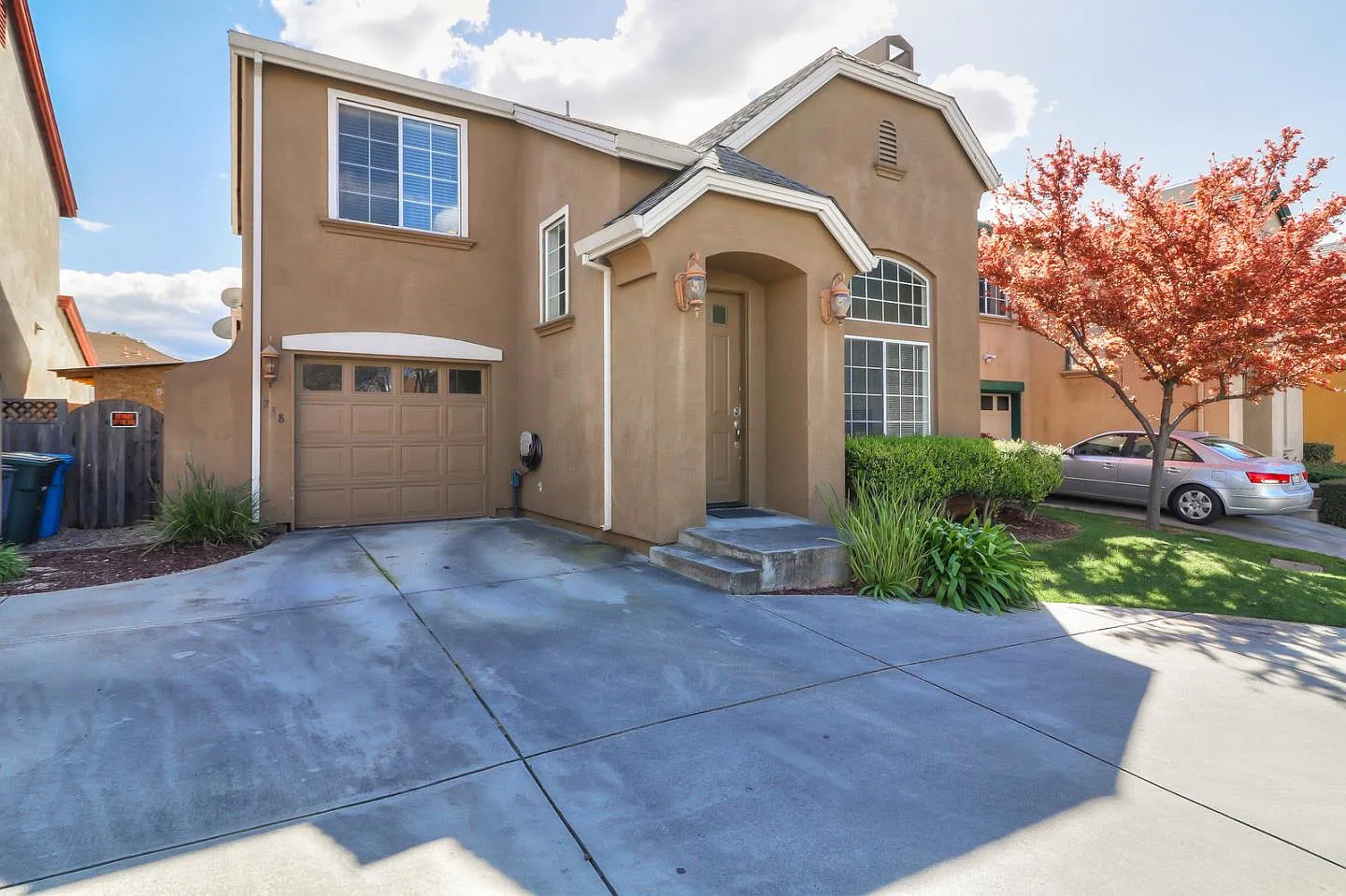 238 Holland Cir photo 1