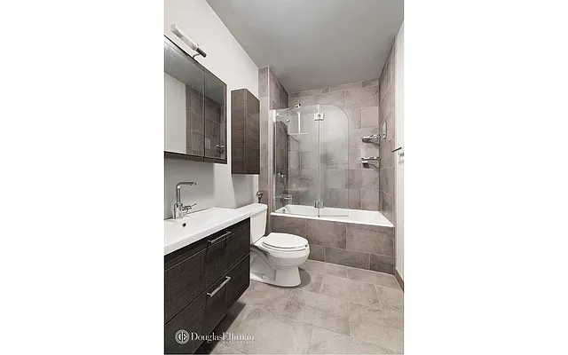 Sold by Douglas Elliman | media 25