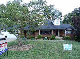 1140 Amherst Dr, Russell, KY 41101