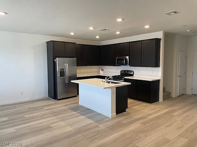 3 bed, 2.5 bath, 1814 sqft, $1,995 — Photo 2