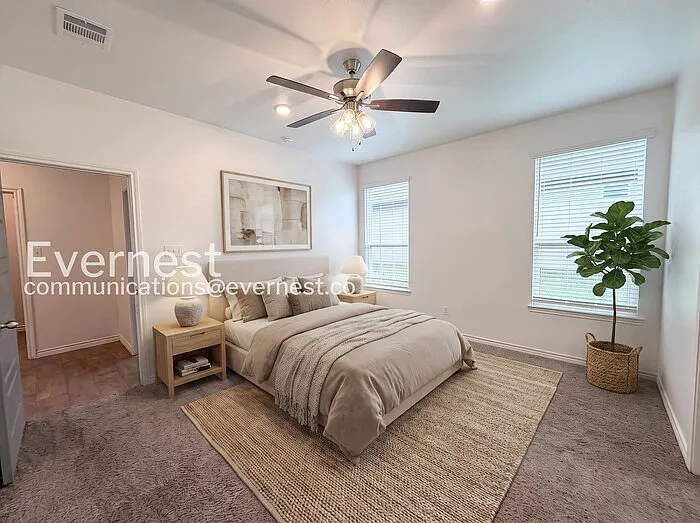 845 Freedom Cir — Photo 4