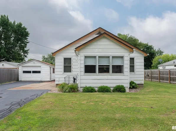 3928 4th Ave, East Moline, IL 61244