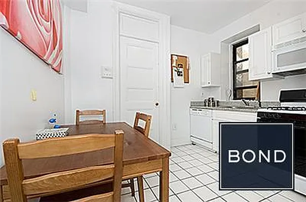 Rented by Bond New York | media 23