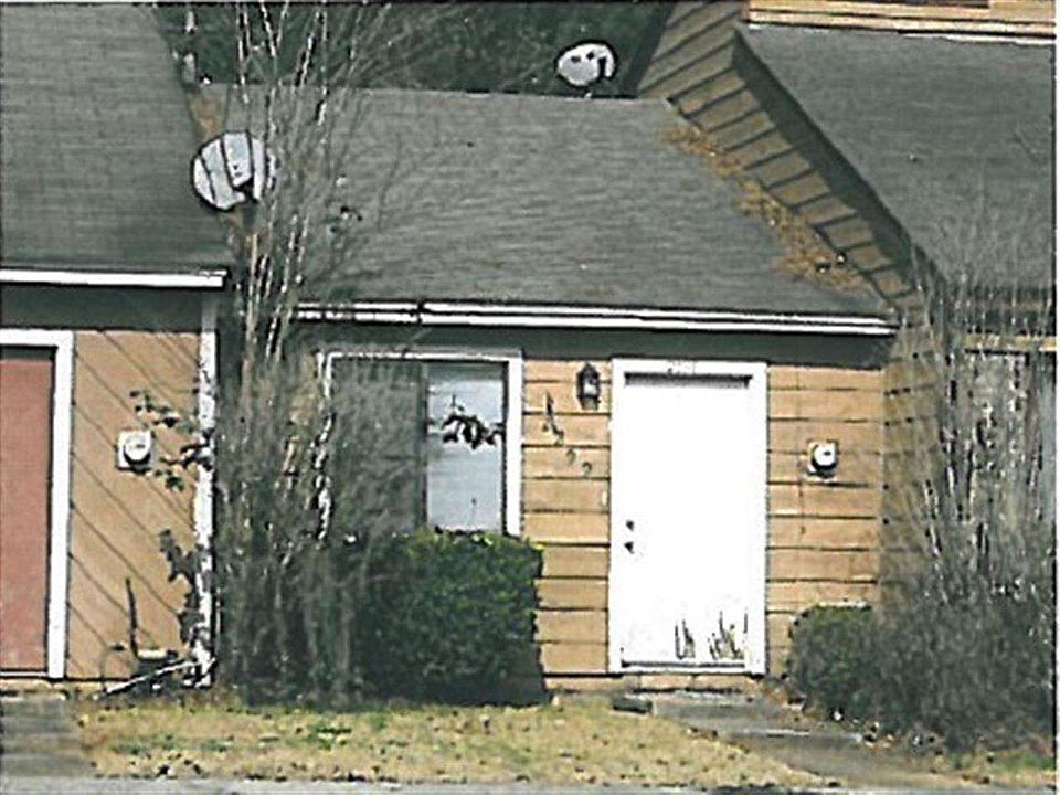 1st image of 2299 Sandpiper St #E