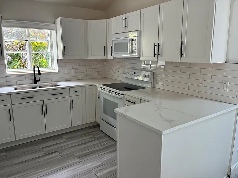 4309 SE Scotland Cay Way — Photo 6