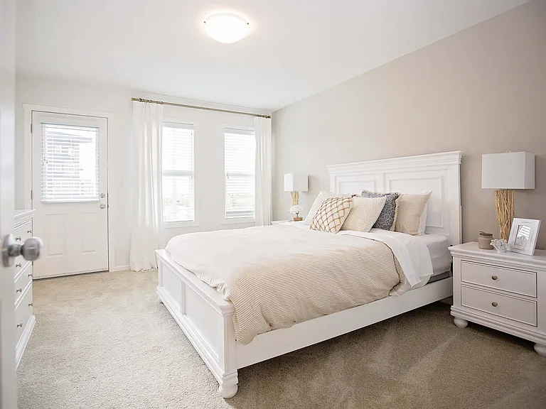 142 Chappelle Dr SW — Photo 4