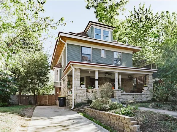 3829 Walnut St, Kansas City, MO 64111