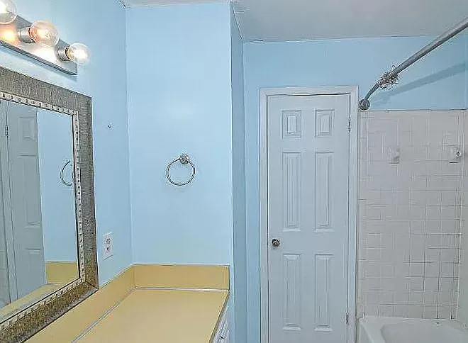 3 bed, 1.5 bath, 1479 sqft, $1,600 — Photo 4