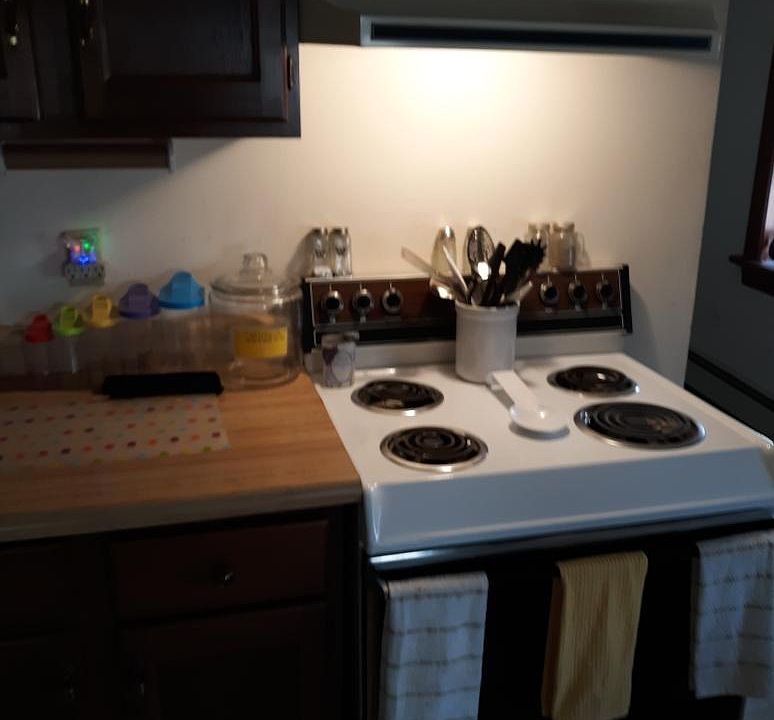 2nd image of 135 Kelly St
