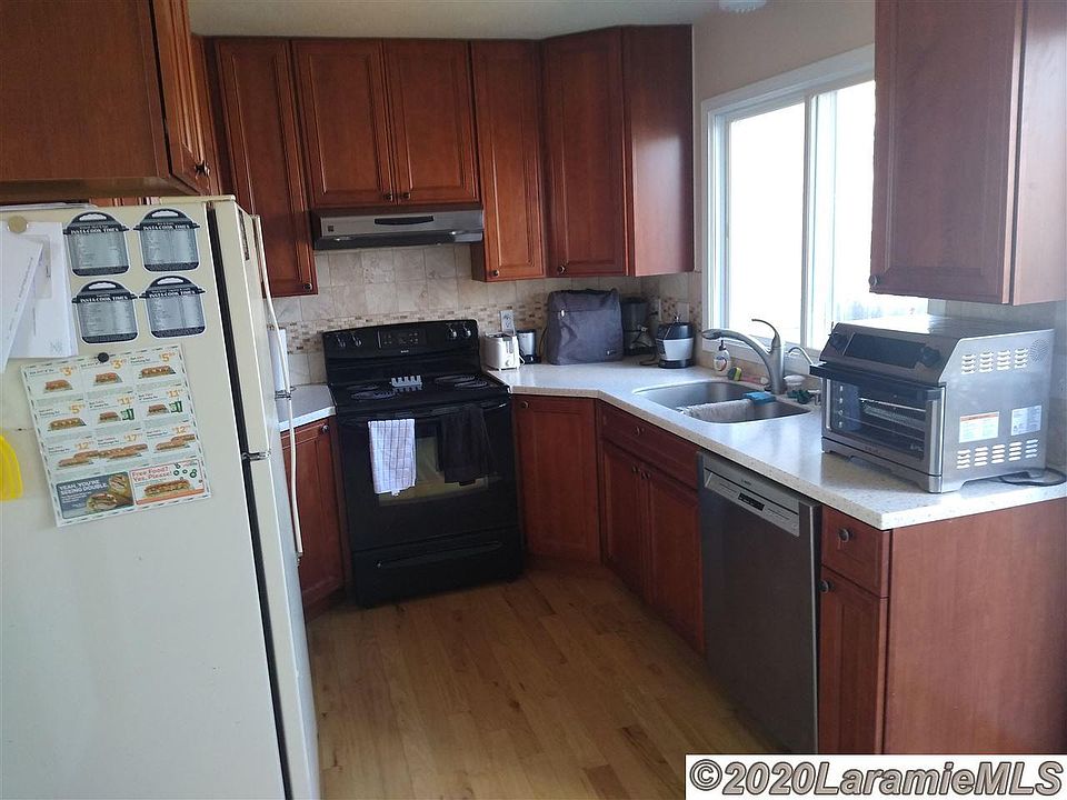 1st image of 4215 Crow Dr
