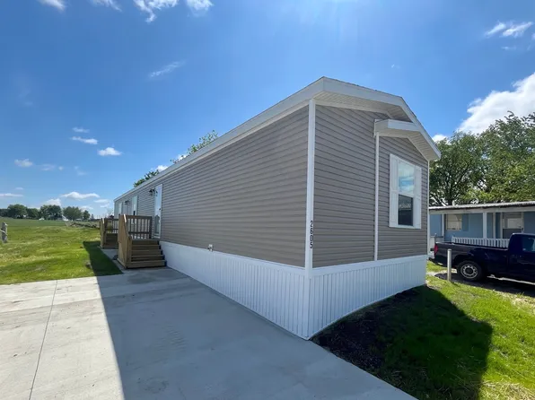 2605 Aberdeen Dr #214, Findlay, OH 45840
