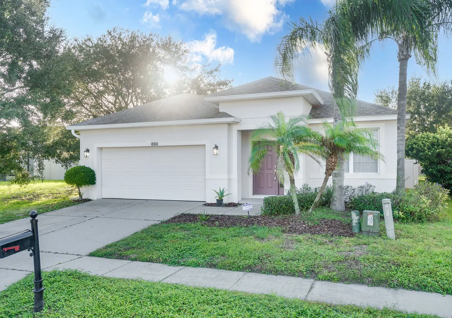 4BR/2BA Home in Wyndham Lakes Estates | Fenced Yard, Screened Patio & 2-Car Garage — Photo 2