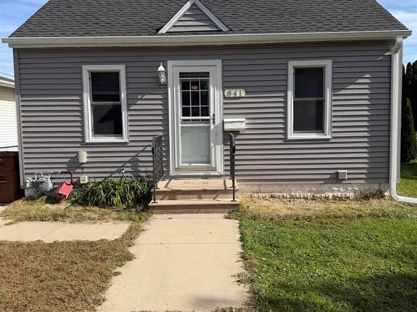 841 Knoll Ave, Waterloo, IA 50701
