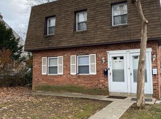 23 S Linden Ave, Upper Darby, PA 19082