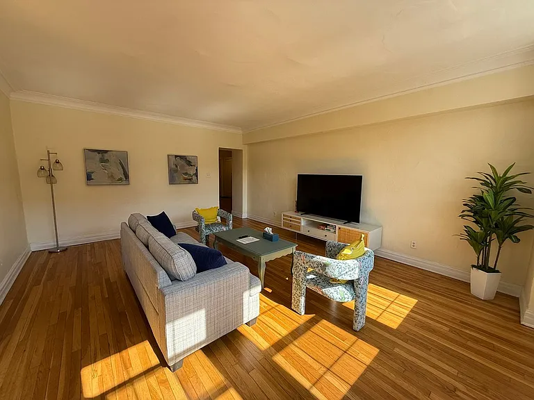 New King Edward Apartments — Photo 434