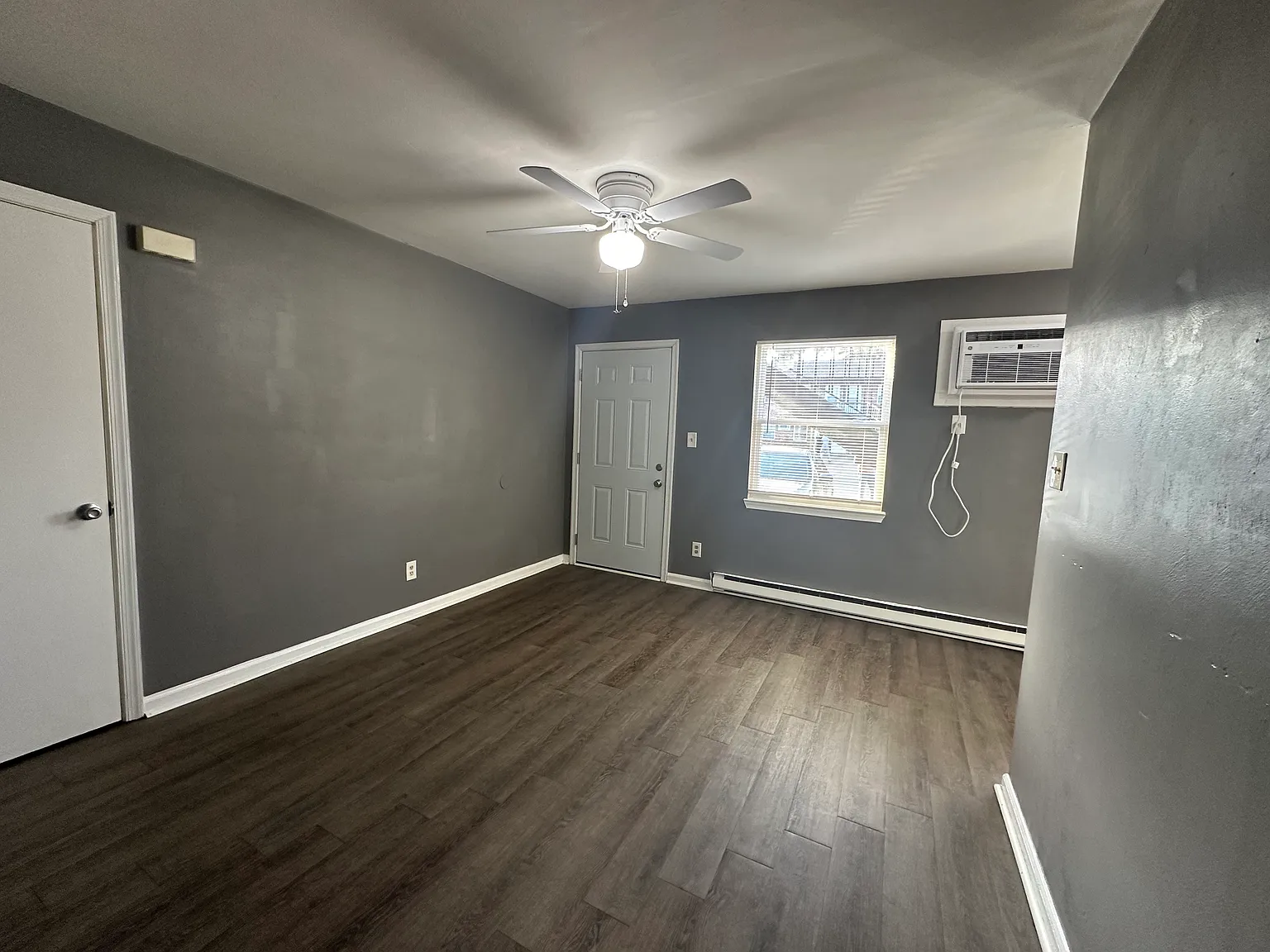 2 bed, 1087 sqft, $1,400 — Photo 3