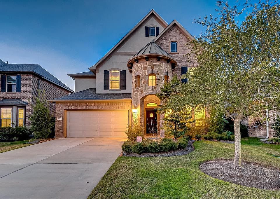 1st image of 3143 Breeze Bluff Way