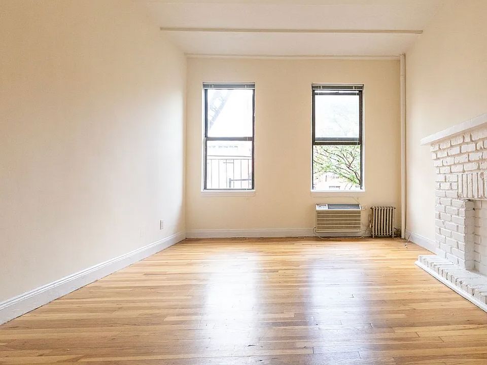 1st image of 76 Saint Marks Pl APT 1B