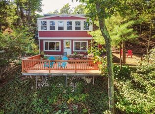 18 Kingsbury Rd, Norfolk, MA 02056