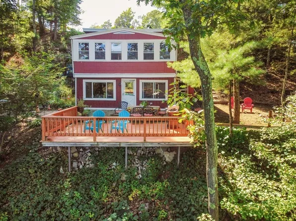 18 Kingsbury Rd, Norfolk, MA 02056