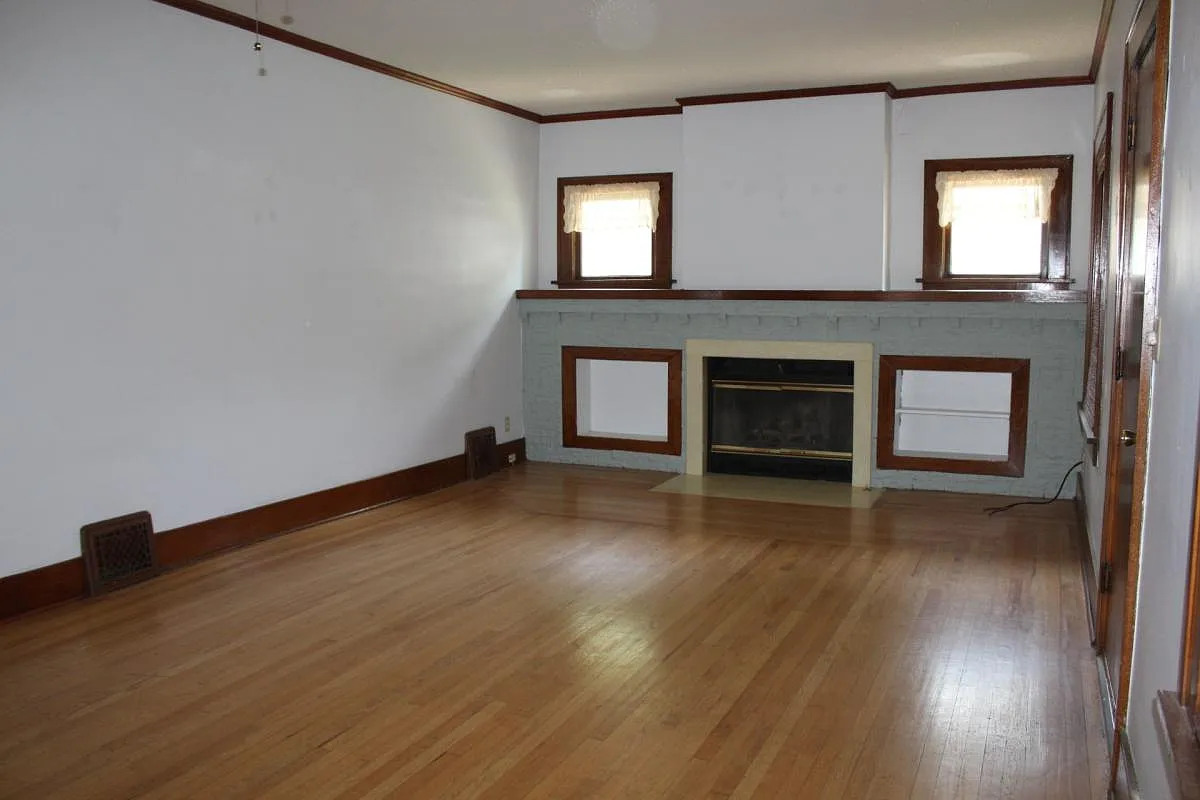 363 N Vassar Street — Photo 2