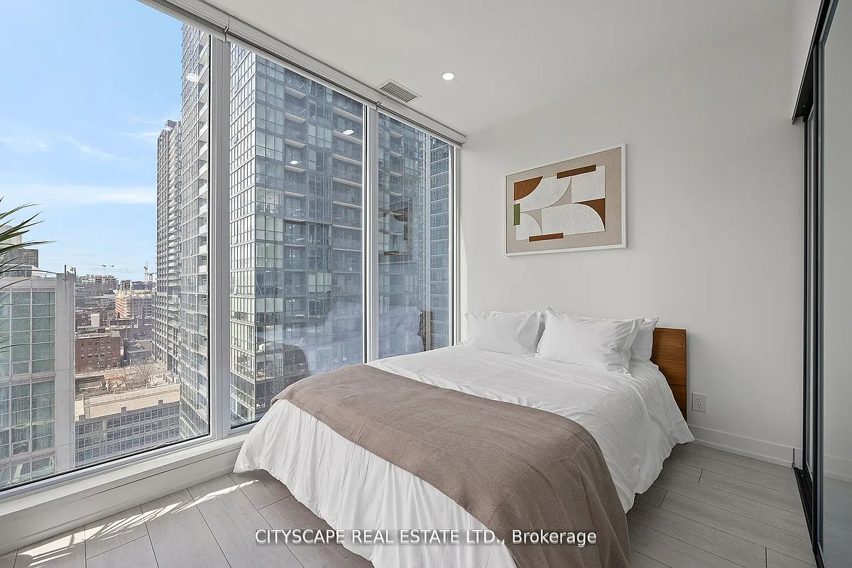 Building Photo - 55 Mercer St S #1802