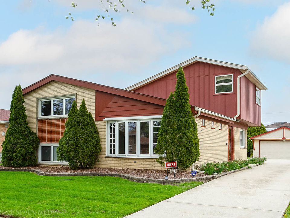 1st image of 10733 Lawler Ave